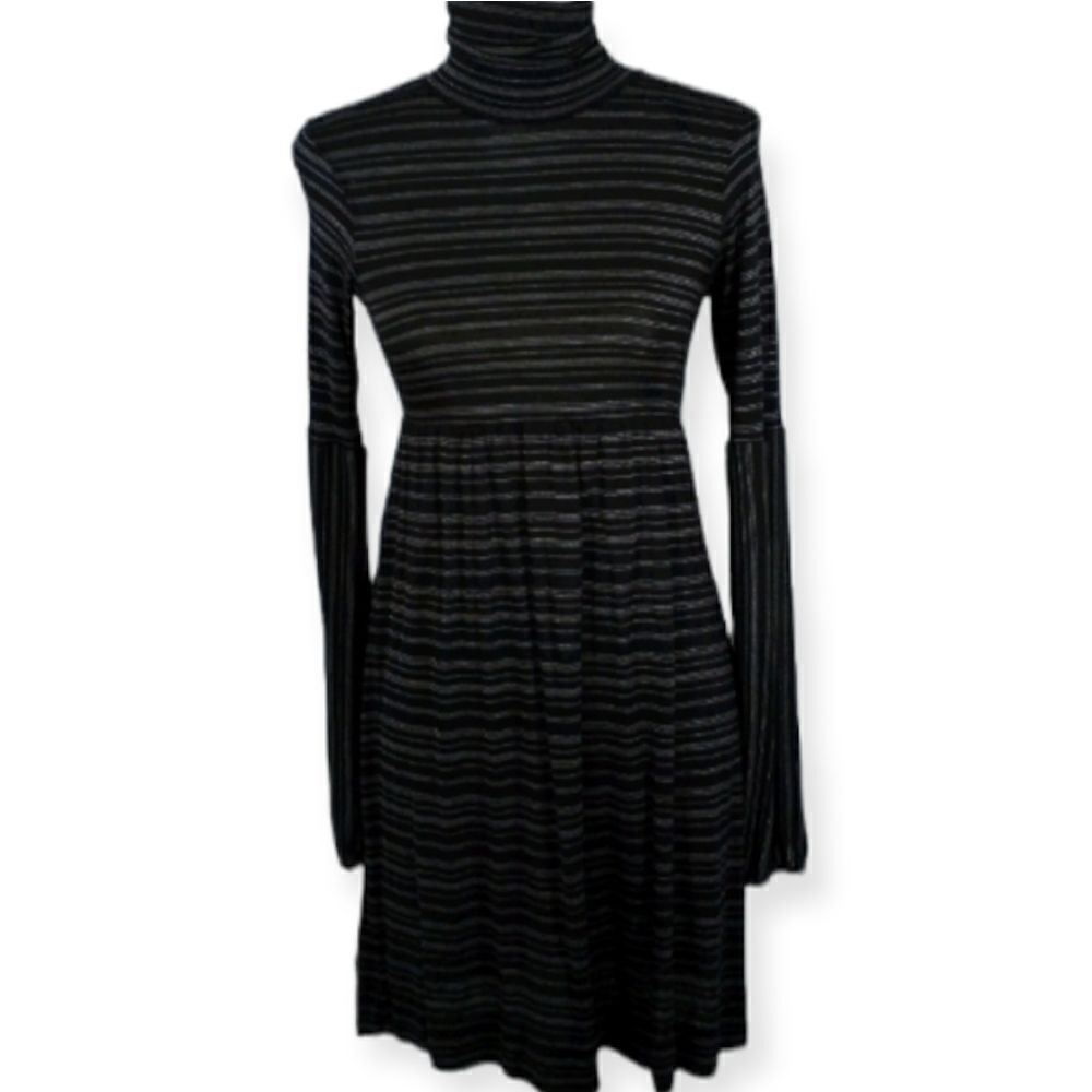 WEZC TURTLENECK MAXI DRESS SZ.XS EUC